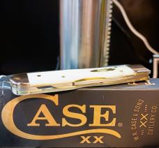 2026 Case XX Cheetah Cub 611 1/2 Natural Bone Smooth - Stainless Blade