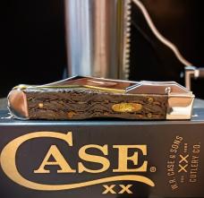 2026 Case XX Cheetah Cub 711 1/2 Black Curly Oak Wood - Stainless Blade