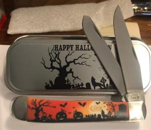 New In Original Tin 2024Case Happy Halloween Trapper