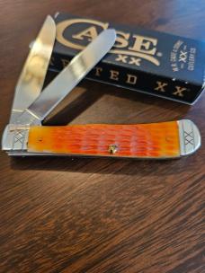 2023 Case XX Cayenne Bone Trapper with fluted bolsters 