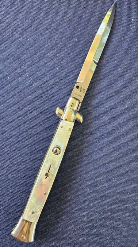 11" Walts Latama Classic Genuine Mother of Pearl
