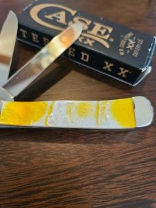 2023 Case Corelon Trapper Gold/white