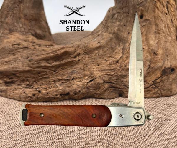 Steel River Pocket Knife SR102-W Stainless Blade Belt Clip Wood handle (183) Steel River Pocket Knife SR102-W Stainless Blade Belt Clip Wood handle (183)