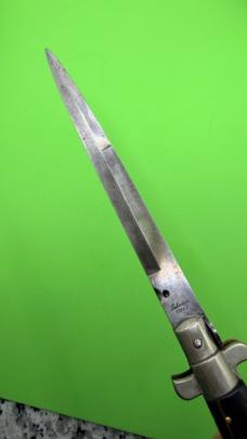 13” Latama Vintage Flat Guard Picklock