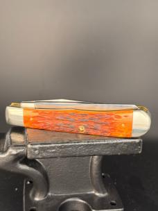 Beautiful Chestnut Bone Case XX 6254 Trapper 2024