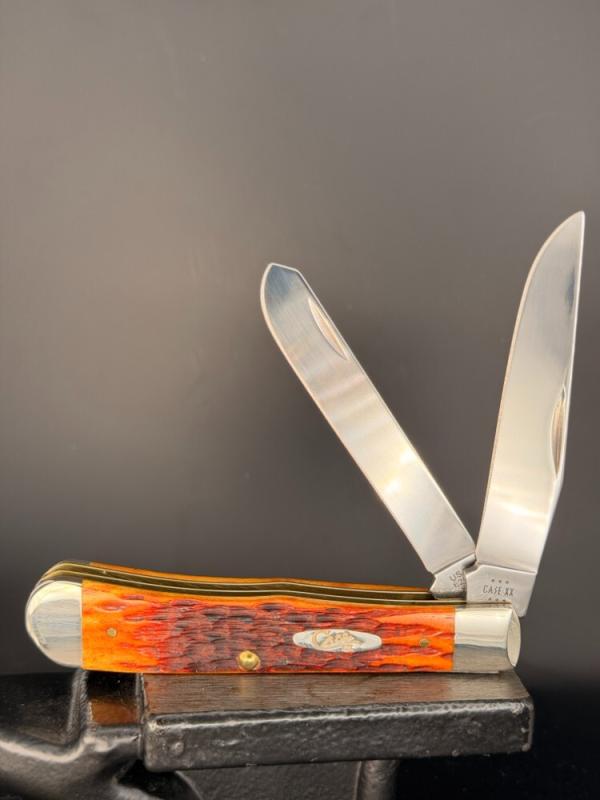Beautiful Chestnut Bone Case XX 6254 Trapper 2024