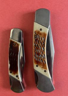 Two Sharp USA pocket knives