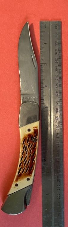 Two Sharp USA pocket knives