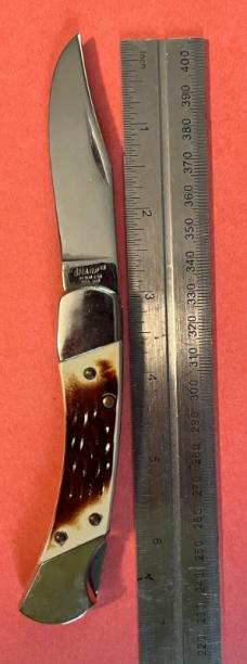 Two Sharp USA pocket knives