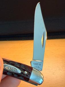 Like New Beautiful Vintage 1965-69 Red Bone Case 06244 Pen Knife