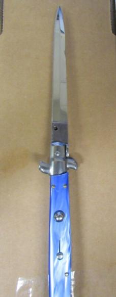 Frank Beltrame 11" Italian Stiletto Blue Pearloid – Authentic Frank B