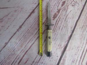 AKC Italian 9quot Swinguard Automatic Stiletto - Sim Ivory - FREE SHIPPING