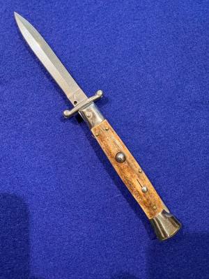 9 AKC Dagger Blade Swing Guard