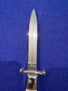 9” AKC Dagger Blade Swing Guard