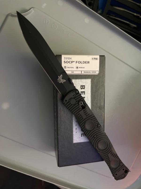 Benchmade SOCP Folder VERY good cond. Benchmade SOCP Folder VERY good cond.