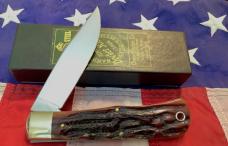 Queen Cutlery Large Trapper / Mountain Man Knife (3L ACSB) w/ Great Amber Stag Bone Handles -NOS