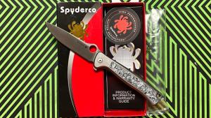 Spyderco Slym Gray Titanium M390 NIB