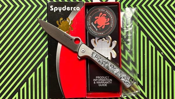 Spyderco Slym Gray Titanium M390 NIB