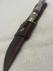 Vintage Fixed Blade Knife And Sheath Hope Someone Knows What It Is (?)