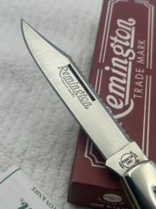 Remington 2000 Made In USA 1 Blade Lock Back R1630 Bullet Knife The Navigator