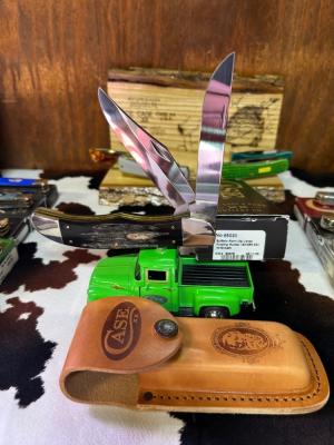 Case buffalo horn large folding hunter