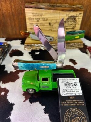 Case sky blue trapper