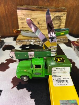 Case John Deere trapper