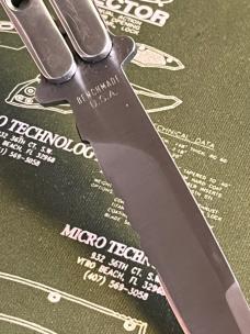 Benchmade model 45S 45 Serrated Bali-Song used