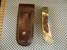 SCHRADE UNCLE HENRY LB8 PAPA BEAR VINTAGE U.S.A. LOCK BACK POCKET KNIFE IN GREAT CONDITION & SHEATH