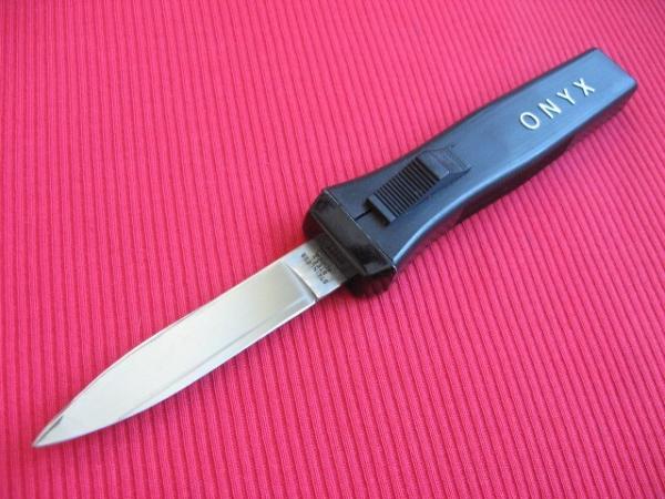 Vintage ONYX Front Opener OTF Switchblade Knife Vintage ONYX Front Opener OTF Switchblade Knife