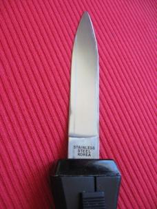 Vintage ONYX Front Opener OTF Switchblade Knife
