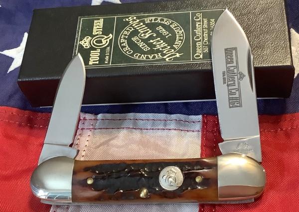 Queen Canoe Knife w/ Amber Carved Stag Bone Handles (Mdl# 64 ACSB) -NOS in orig box & Minty 