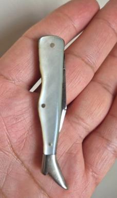 2 3/4" Rare Vintage J.R.Torrey Worcester Mass Lady Leg knife, Nice MOP Scales