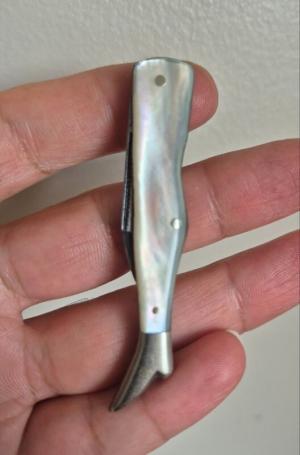 2 3/4" Rare Vintage J.R.Torrey Worcester Mass Lady Leg knife, Nice MOP Scales