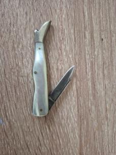 2 3/4" Rare Vintage J.R.Torrey Worcester Mass Lady Leg knife, Nice MOP Scales