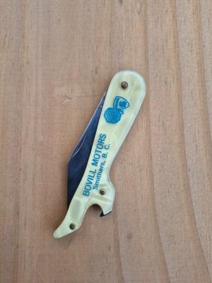 3 3/8" Lipic USA Lady Leg knife, Nice Celluloid Scales