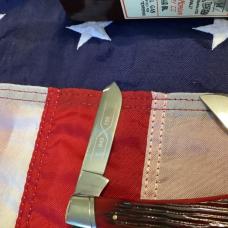 Schatt & Morgan Large Reverse GunStock Stockman w/ Sweet Red Bone Handles -NOS