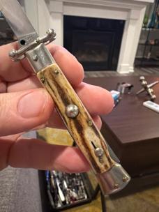 6” Vintage 60’s Swing Guard Stiletto