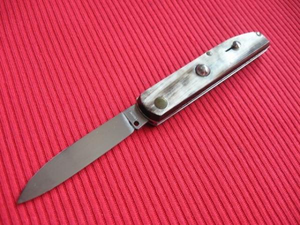 Rare Small Vintage Italian Horn Gentleman's Switchblade Knife Rare Small Vintage Italian Horn Gentleman's Switchblade Knife