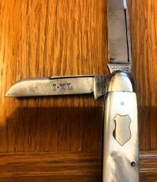 BEAUTIFUL WOSTENHOLM CATTLE PEARL