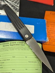 BENCHMADE SPIKE BLACK PARTIALLY SERRATED W/BOX AND ALL PAPERS