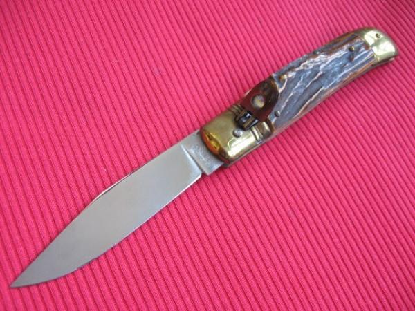 Vintage "OTHELLO" Red Stag Leverlock Switchblade Knife