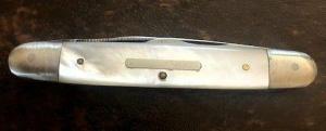 OVER LOOKED WONDERFUL PEARL 4 BLADE
