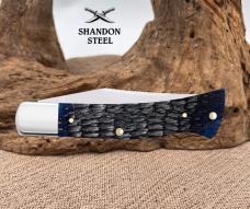 CASE XX USA 2026 NAVY BLUE BONE RED SHIELD AXE HANDLE KNIFE BR61135 SS NEW Box