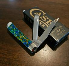 2022 Case XX Black Sea Dichrolam mini-trapper