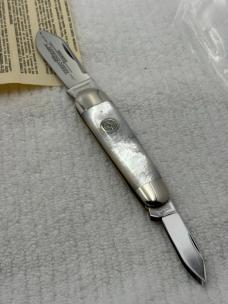 Winchester Trademark Cartridge Series W18 18122 45-70 3 Blade Whittler
