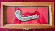 Press Button  Knife  Co.  One Arm Man Auto Knife 