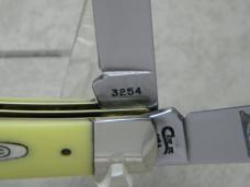 Case XX USA 4 Dot 1996 Yellow 3254 John Wayne "The Duke" Trapper Knife