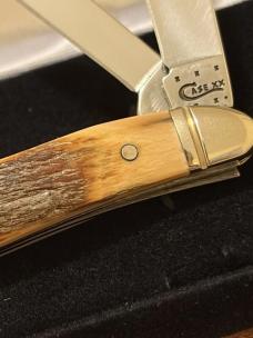 Case Peanut Mammoth Ivory Fossil   03586    2014 New in original boxes