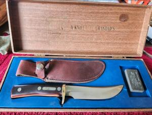 Original 1966-1969 1st run Schrade 165